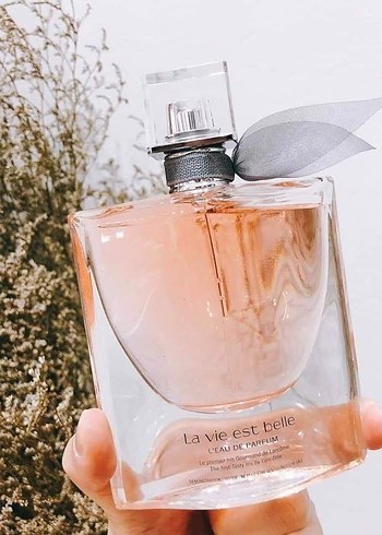 La Vie Est Belle Kadın Parfümü - Görsel 4