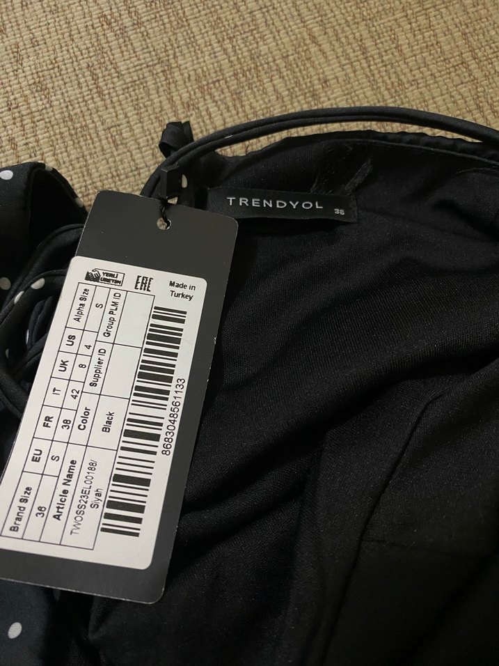 Puantiye Desenli Askılı Uzun Kokteyl Elbisesi - Görsel 5