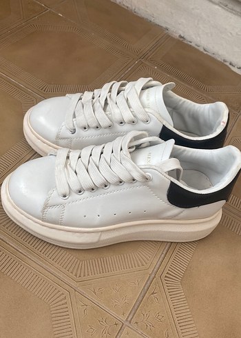 Alexander McQueen 36