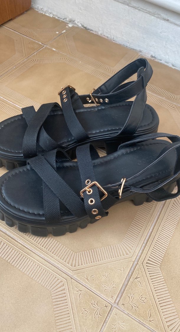 Tokalı Siyah Platform Kadın Sandalet - Görsel 2