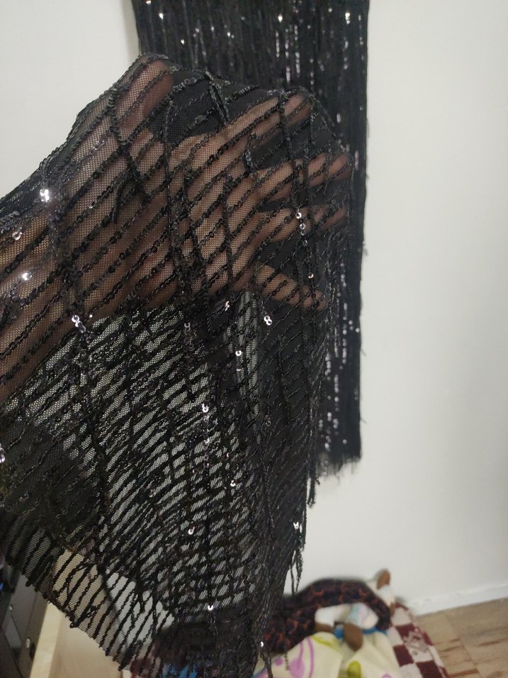 Püsküllü Siyah Kadın Uzun Kollu Tulum - Görsel 4