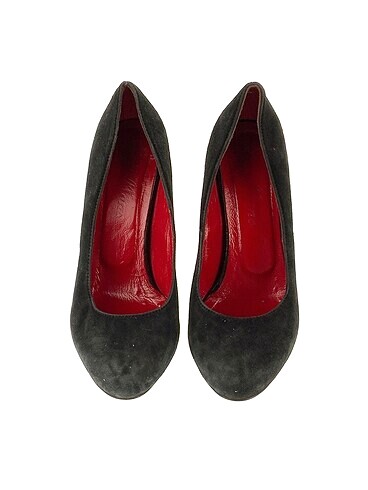 36 Beden PreLoved Stiletto %70 İndirimli.