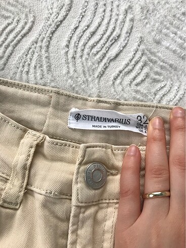 32 Beden Stradivarius pantolon