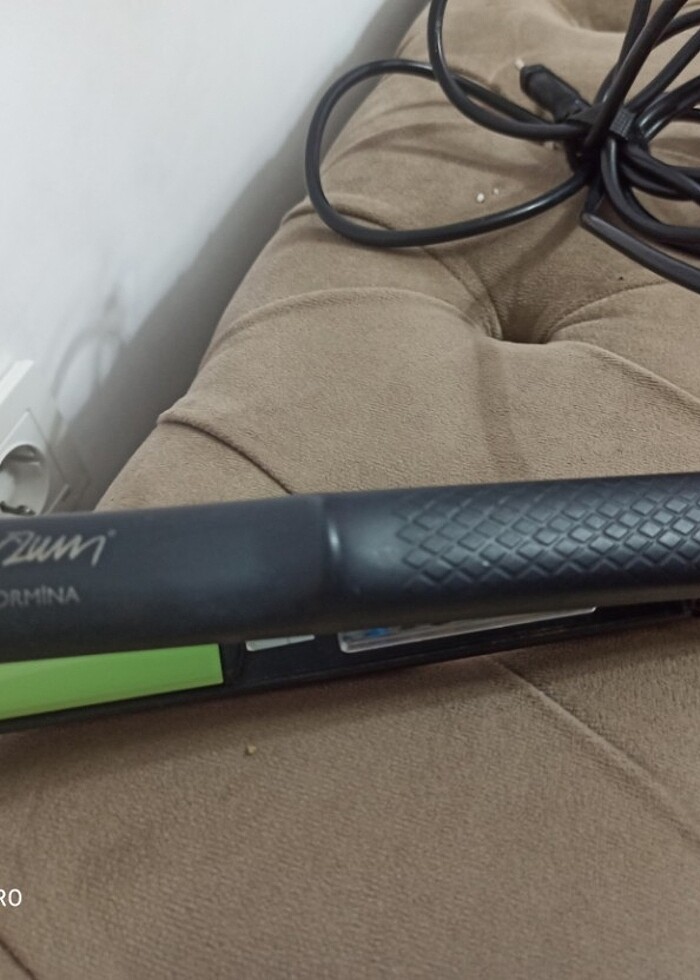 Saç düzleştirci - Görsel 3