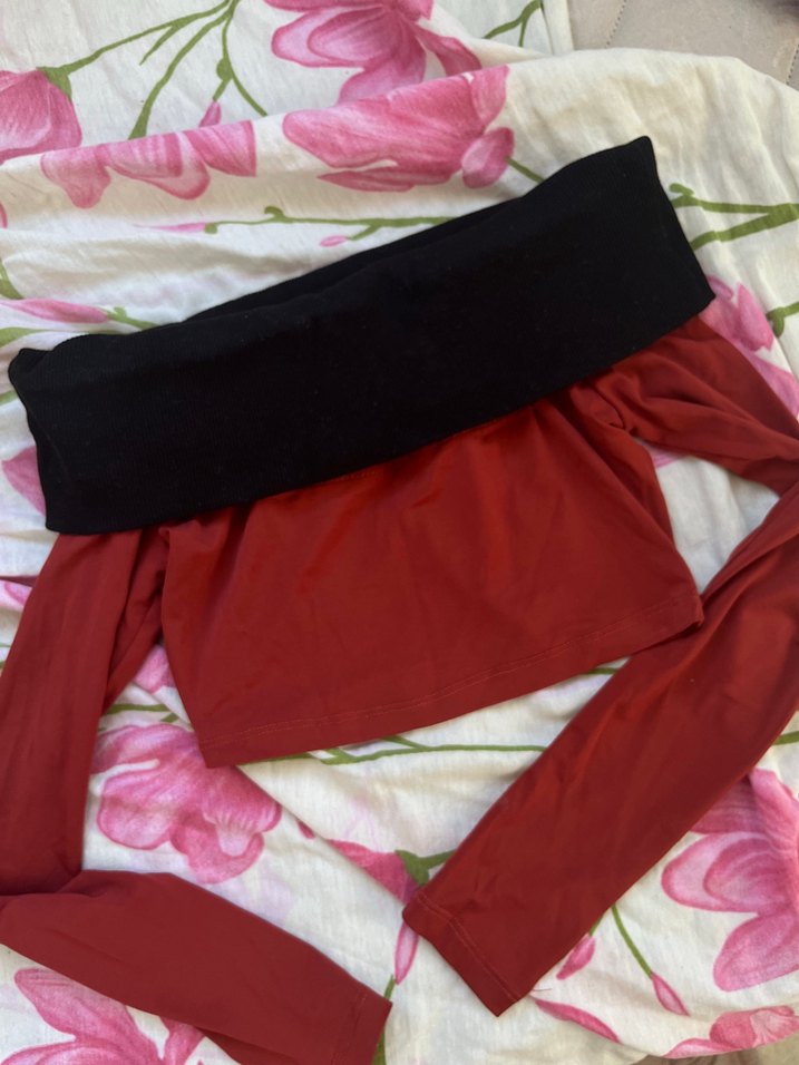 Kırmızı Straplez Uzun Kollu Mini Spor Üst - Görsel 2