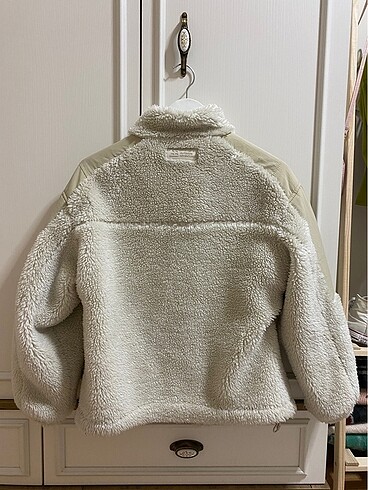 xs Beden Bershka yün ceket