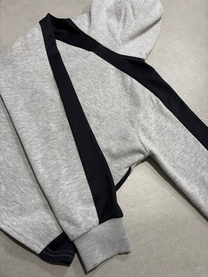 Gri Kadın Fermuarlı Sweatshirt - Görsel 3