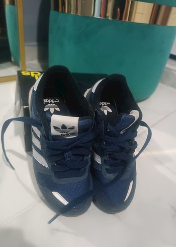 30 Beden Adidas unisex Lacivert Spor Ayakkabı