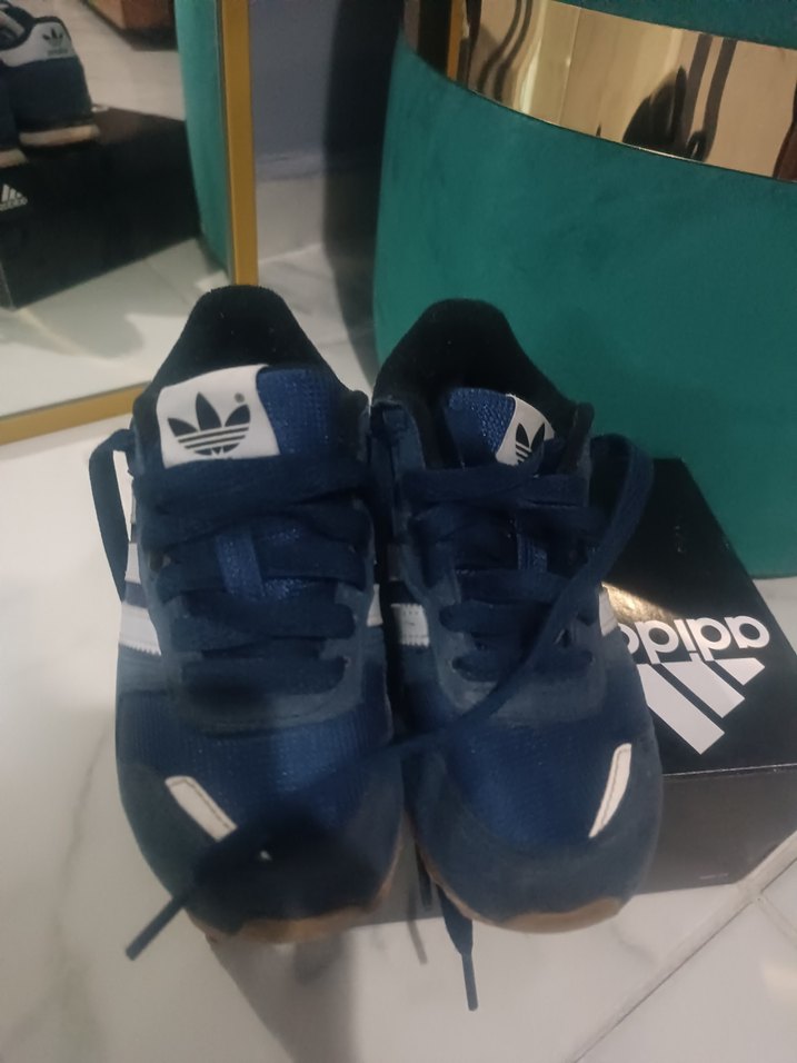 Adidas unisex Lacivert Spor Ayakkabı - Görsel 2