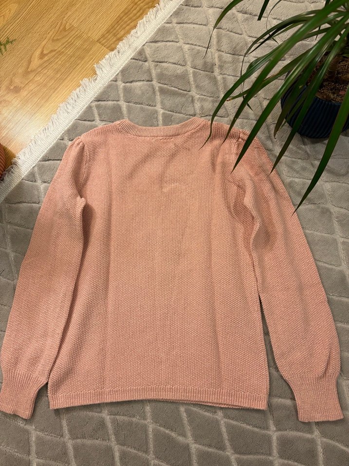 Uzun Kollu Kazak - Görsel 3