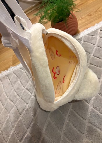 Beyaz Peluş Kedi Şeklinde Sırt Çantası - Görsel 2