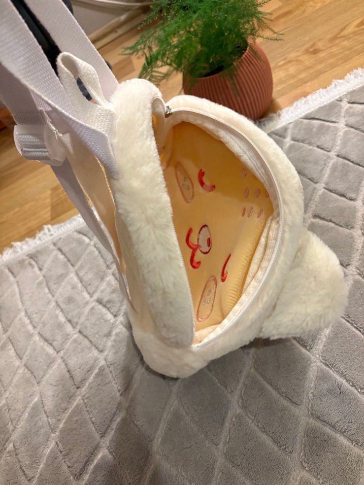 Beyaz Peluş Kedi Şeklinde Sırt Çantası - Görsel 2