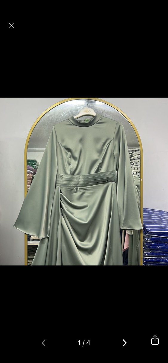 Uzun Kollu Yüksek Yakalı Kadın Abiye Elbise - Görsel 3