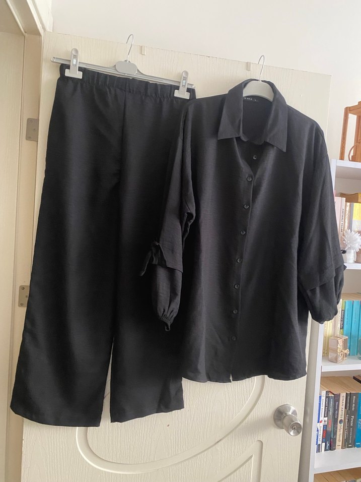 Siyah Keten Kadın Ofis Takımı Midi Boy - Görsel 3