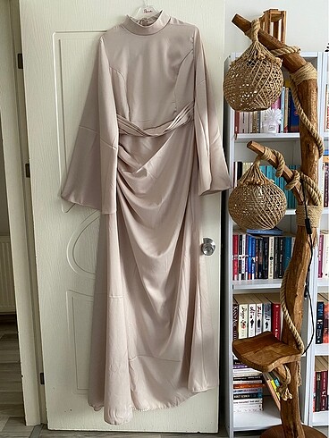 42 Beden camel Renk Zeyna model saten abiye