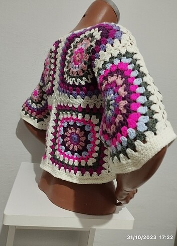 H&M H&M, El örgüsü motifli kazak