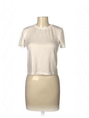 Zara T-shirt %70 İndirimli.