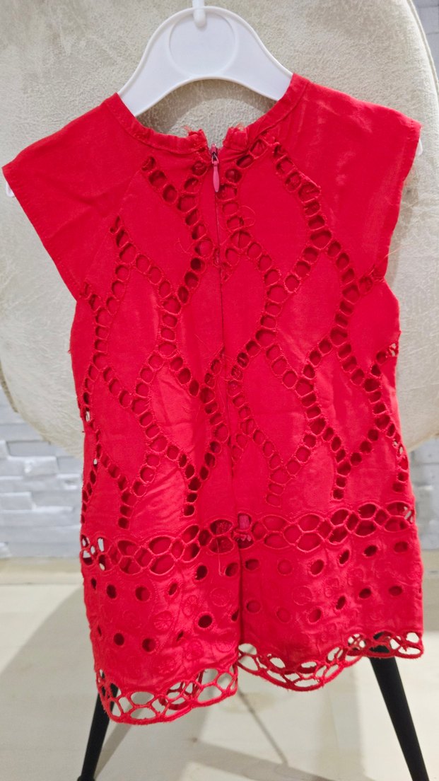 Kız Çocuk Kırmızı Fırfırlı Kolsuz Elbise - Görsel 2