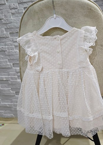 Kız Çocuk Beyaz Nakışlı Fırfırlı Elbise - Görsel 2