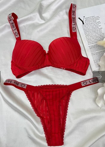 Victoria s Secret 44