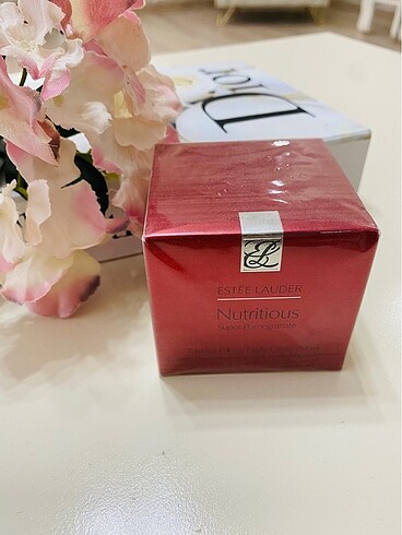Estee lauder nutritious