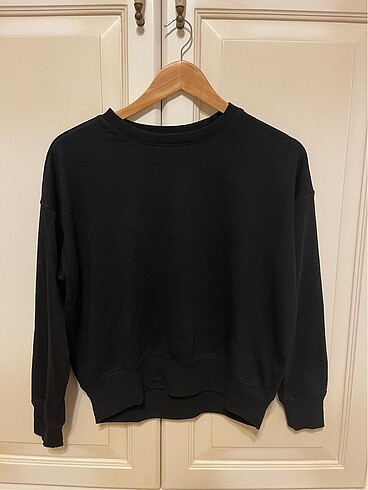 H&M sweat