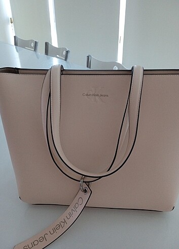 Calvin Klein çanta 