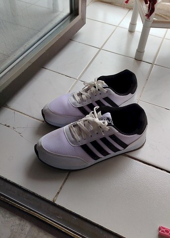 Beyaz Siyah Çizgili erkek Spor Ayakkabı