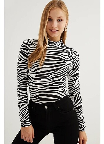 Zebra desenli bluz