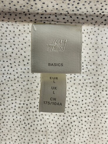 l Beden çeşitli Renk H&M T-shirt %70 İndirimli.