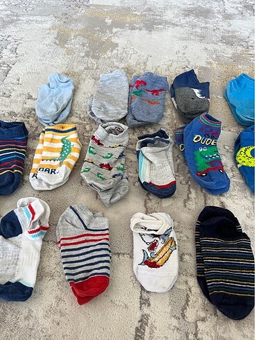 23 Beden Cocuk çorabı 22 tane