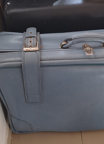 Diğer 3 adet bavul valiz 1 minik çanta hediyeli toplam 70 tl kampanya 