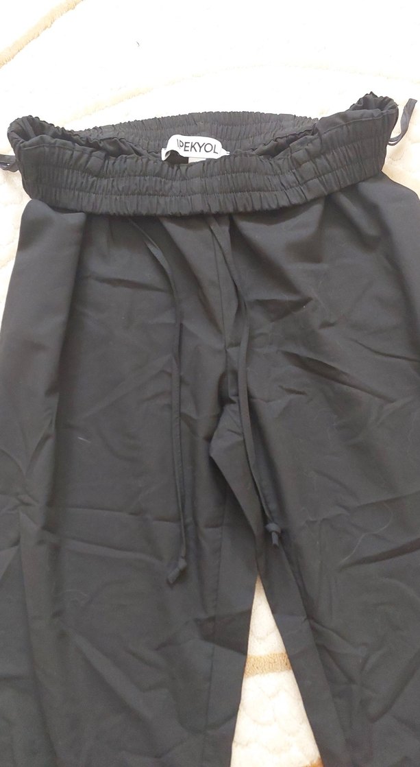 Kemer Detaylı Siyah Kadın Kumaş Pantolon - Görsel 2