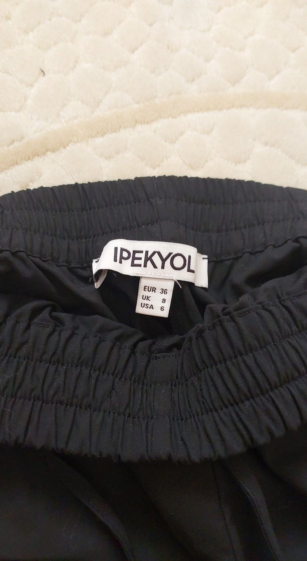 Kemer Detaylı Siyah Kadın Kumaş Pantolon - Görsel 3