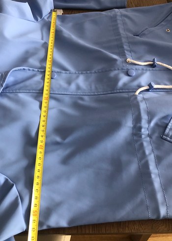 Düğmeli Mavi Kadın Yağmurluk - Görsel 4