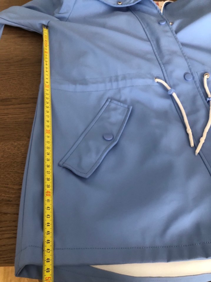 Düğmeli Mavi Kadın Yağmurluk - Görsel 3