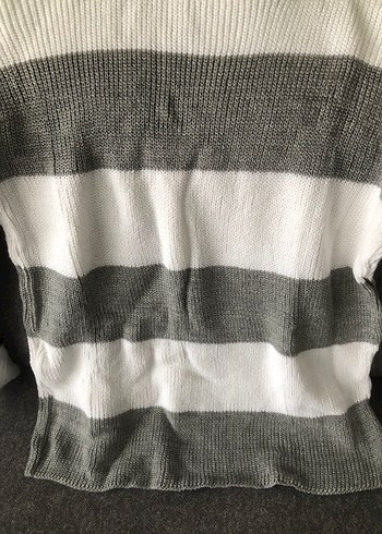 Gri Çizgili Örgü Kadın Kazak - Görsel 2