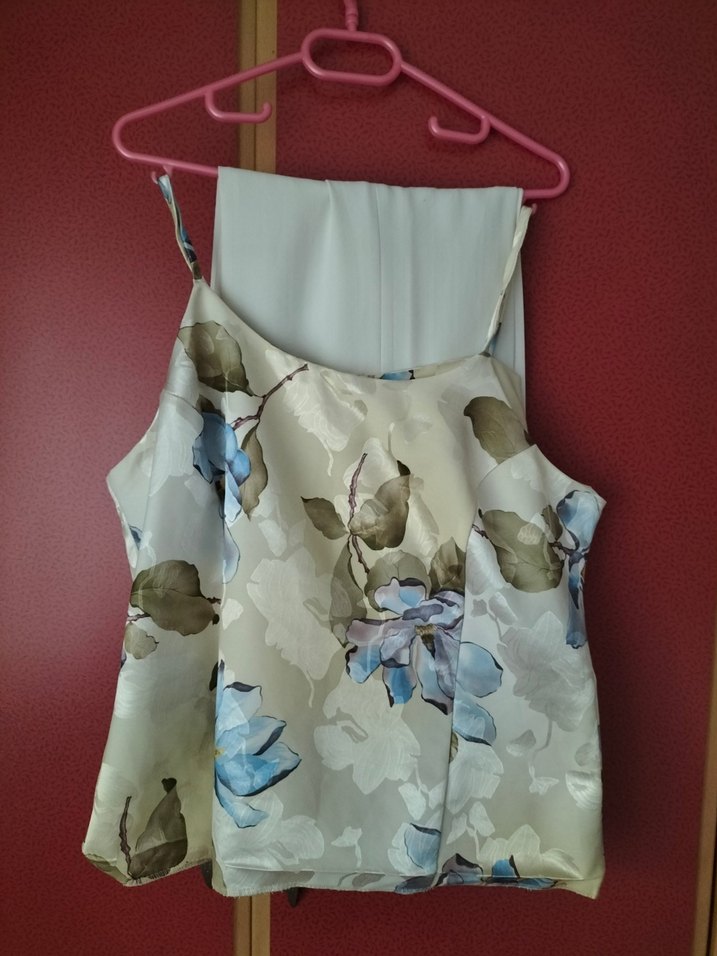 Kadın Beyaz Nakışlı Uzun Ceket - Görsel 2