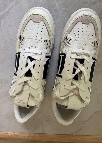 Valentino Sneaker Siklik Ve Rahatlik Bir Arada