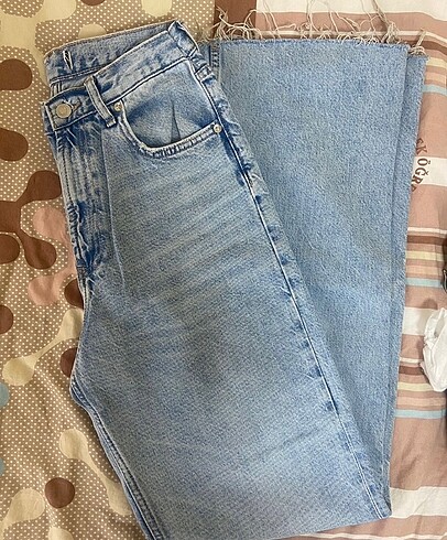 Zara İspanyol paça jean