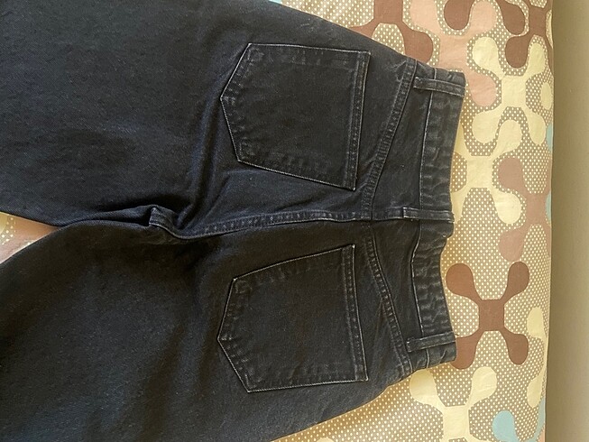 38 Beden Jeann