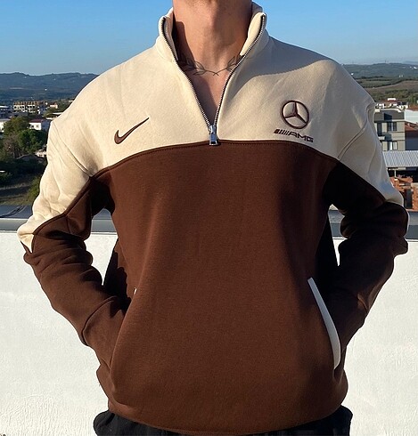 Nike sweatshirt