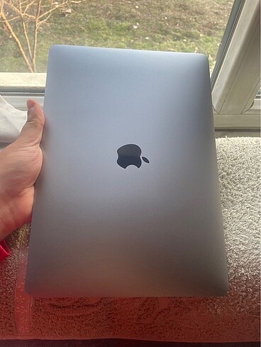 Beden MacBook Air 2020
