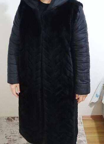 Kışlık şişme mont kolları çıkıp yelekte oluyor 46/48 bedene uy