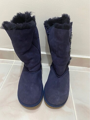 Pegia peluş ugg model