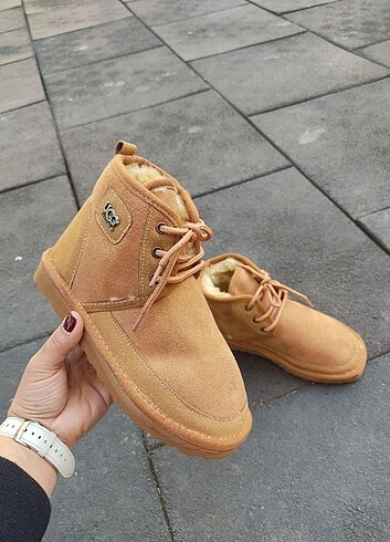 #ugg bağcıklı süet içi tüylü bot taba renk 