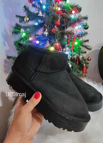 37 Beden siyah Renk UGG ULTRAMİNİ BOT