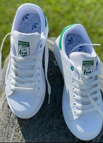 Adidas #adidas #stansmith yeni sıfır ürün tam kalıp yüksek kalitedir. E