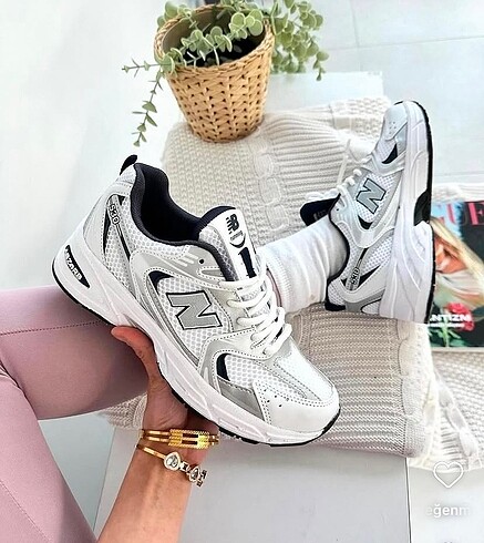 New Balance New Balance