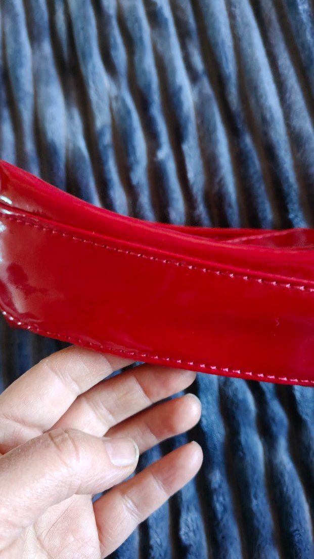 Kırmızı Fermuarlı Kadın Makyaj Çantası - Görsel 4